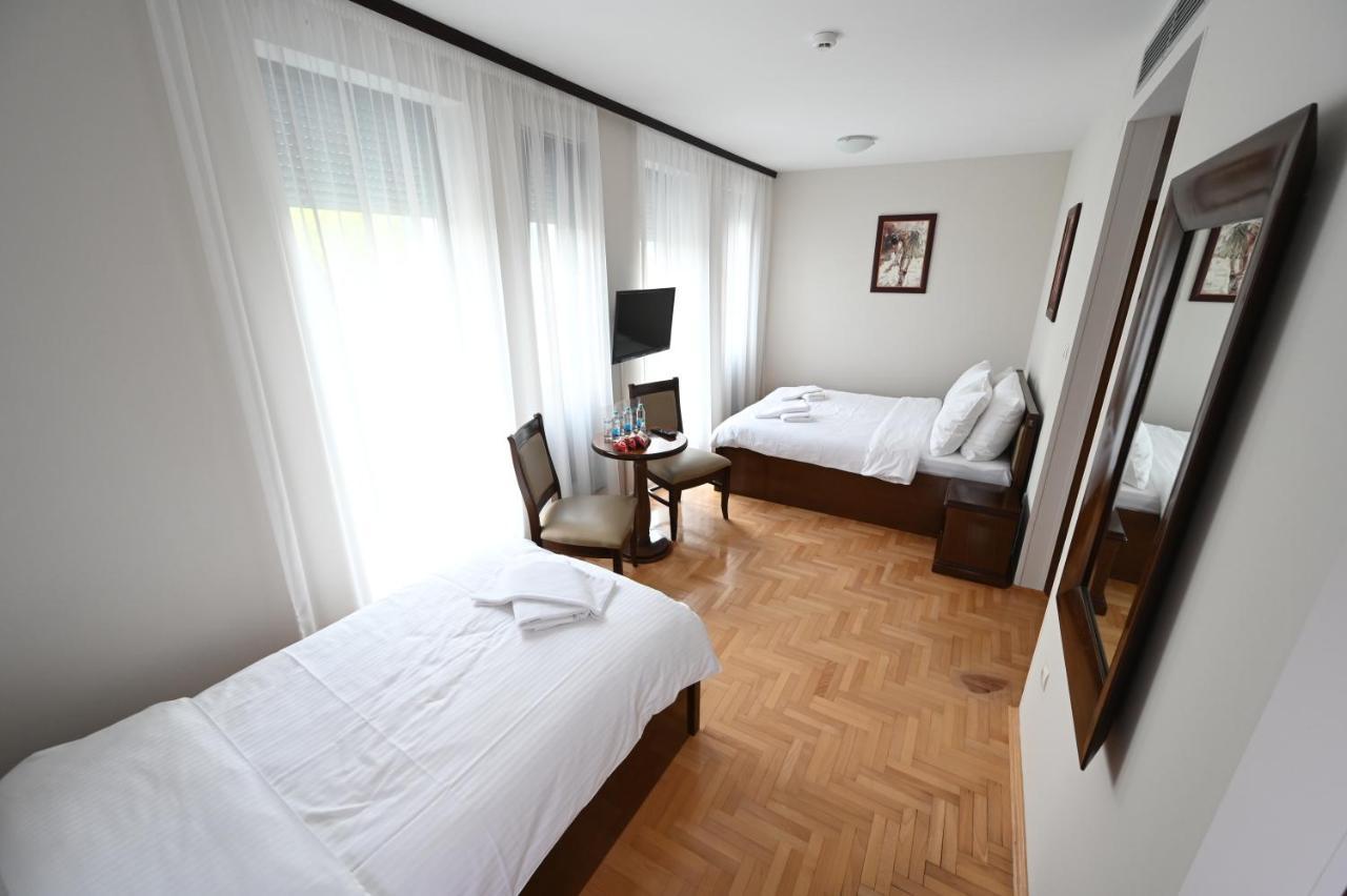 Hotel "Jkc Banja Luka" Экстерьер фото