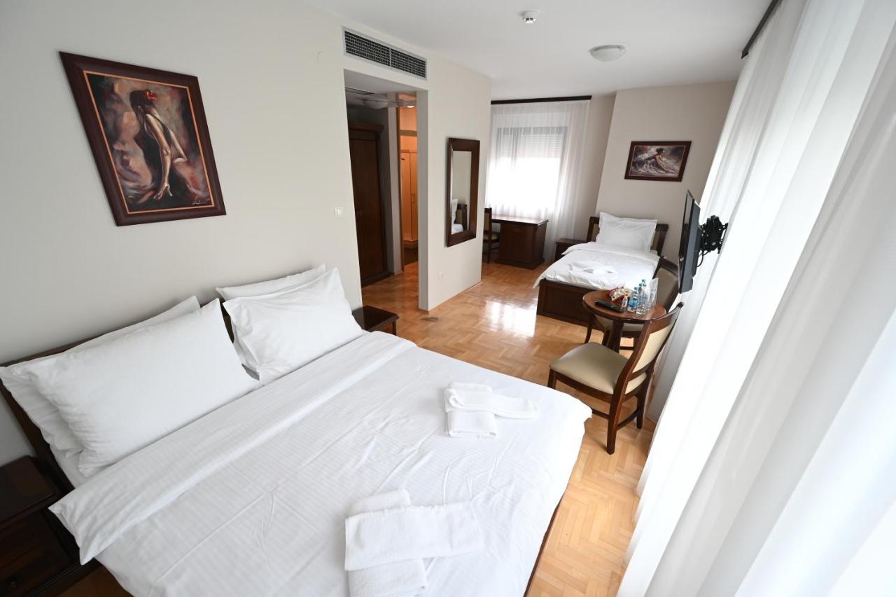 Hotel "Jkc Banja Luka" Экстерьер фото