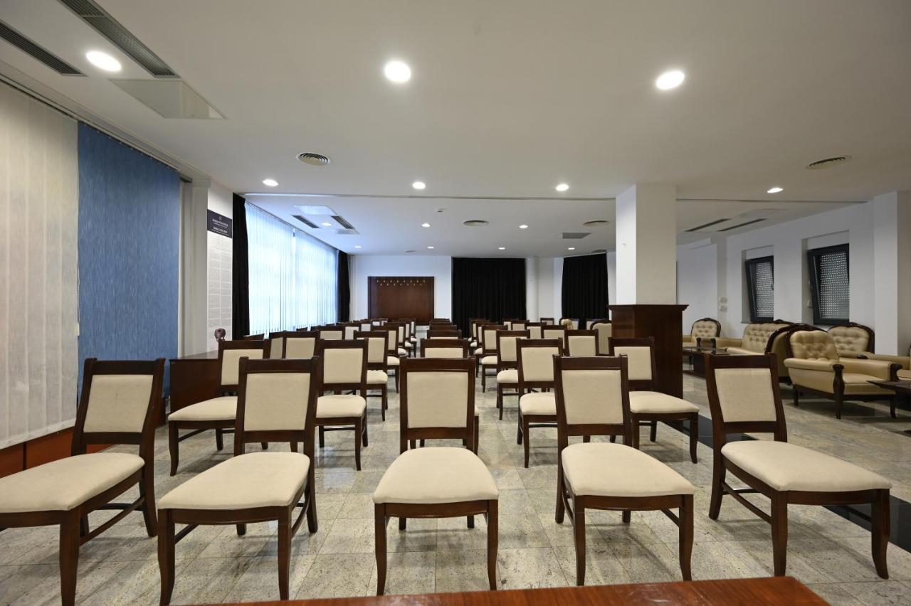 Hotel "Jkc Banja Luka" Экстерьер фото
