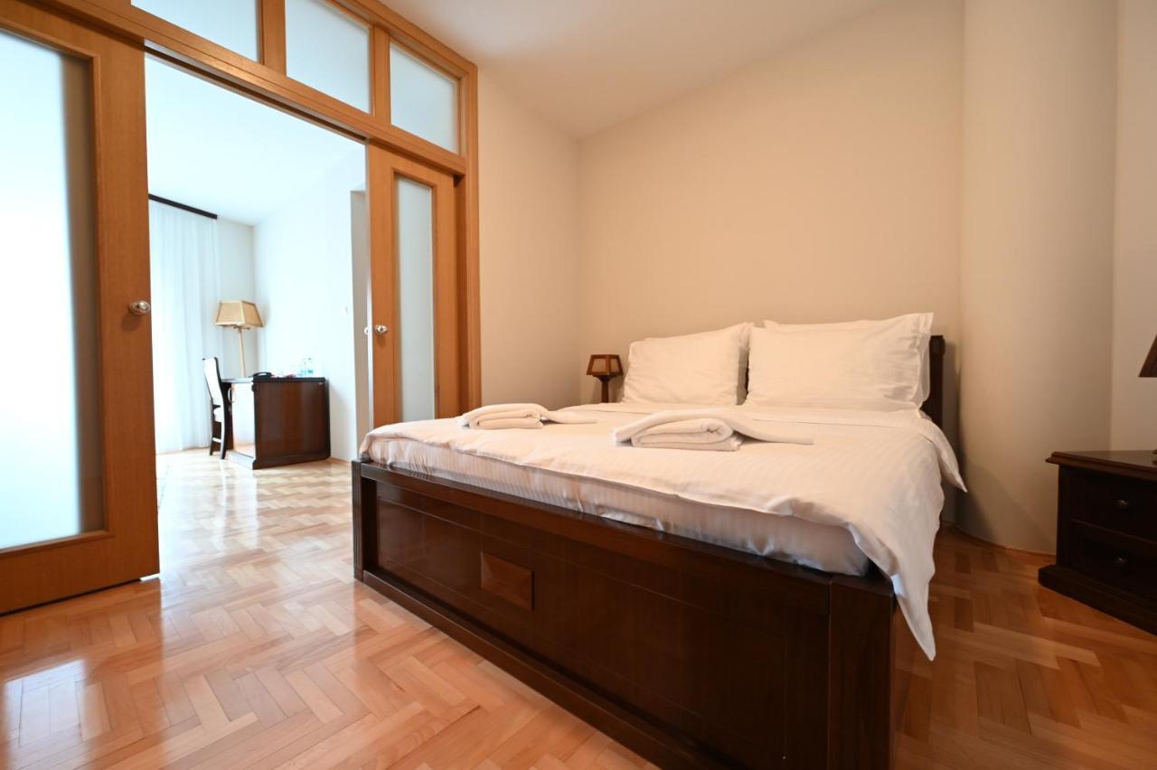 Hotel "Jkc Banja Luka" Экстерьер фото
